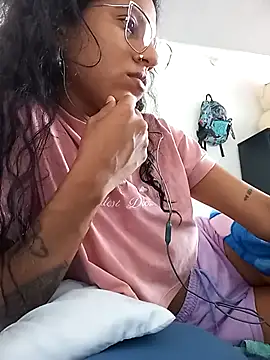 Karii-R online show from 10, 11, 2025