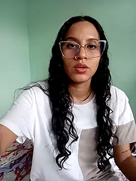 Snapshot of Karii-R chatting on 21, 2, 2026 Karii-R online show from 21, 2, 2026