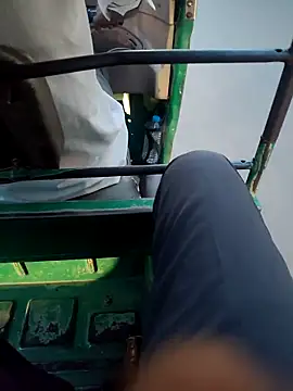 Snapshot of nupa230780 chatting on 24, 4, 2026 nupa230780 online show from 24, 4, 2026