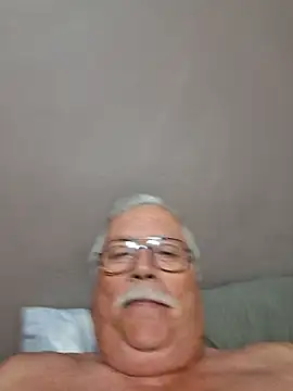 Snapshot of NawtyB1965 chatting on 28, 4, 2026 NawtyB1965 online show from 28, 4, 2026