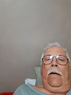 Snapshot of NawtyB1965 chatting on 7, 5, 2026 NawtyB1965 online show from 7, 5, 2026