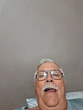 Snapshot of NawtyB1965 chatting on 8, 5, 2026 NawtyB1965 online show from 8, 5, 2026