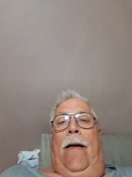 Snapshot of NawtyB1965 chatting on 6, 6, 2026 NawtyB1965 online show from 6, 6, 2026