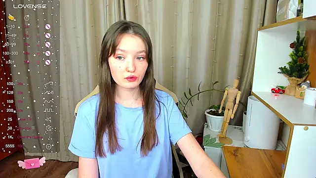 Snapshot of Fairyy_Moon chatting on 15, 1, 2025 Fairyy Moon online show from 15, 1, 2025