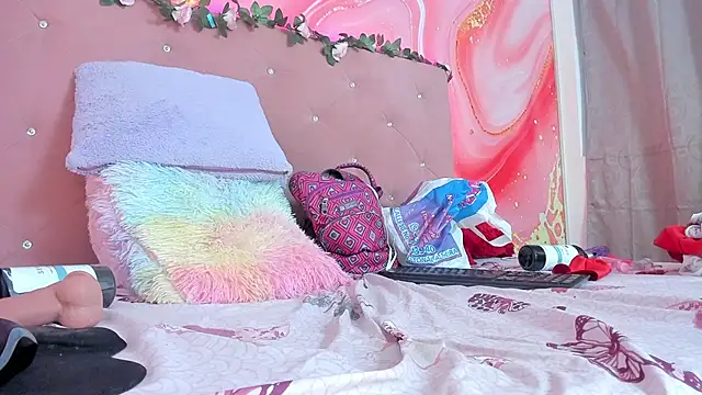 Taylor  cooper online show from 3, 2, 2025