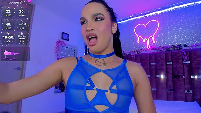 KylieVictoria online show from 12, 1, 2025