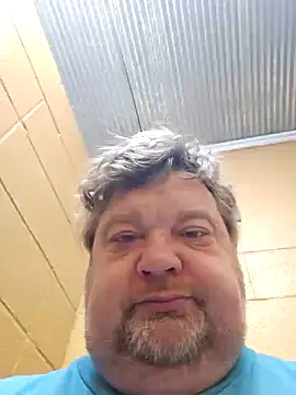 Snapshot of alienbunny chatting on 6, 1, 2025 alienbunny online show from 6, 1, 2025
