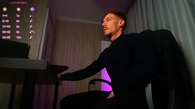 Snapshot of MateoBenjaminX chatting on 14, 12, 2025 MateoBenjaminX online show from 14, 12, 2025