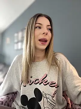 Snapshot of Mia_Ethan chatting on 24, 3, 2026 Mia Ethan online show from 24, 3, 2026