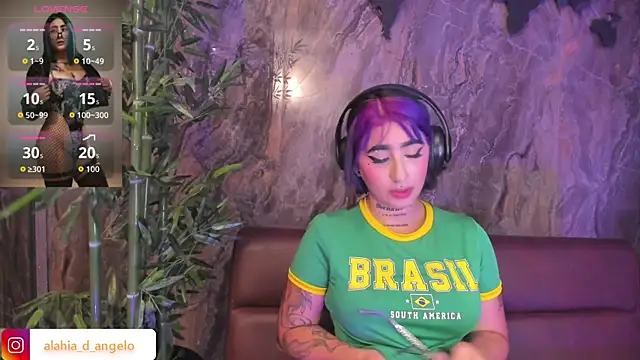 Alahia Dangelo online show from 22, 11, 2025