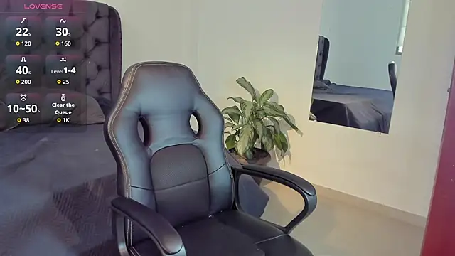 Snapshot of _maria_foxx_ chatting on 20, 10, 2025 maria foxx online show from 20, 10, 2025