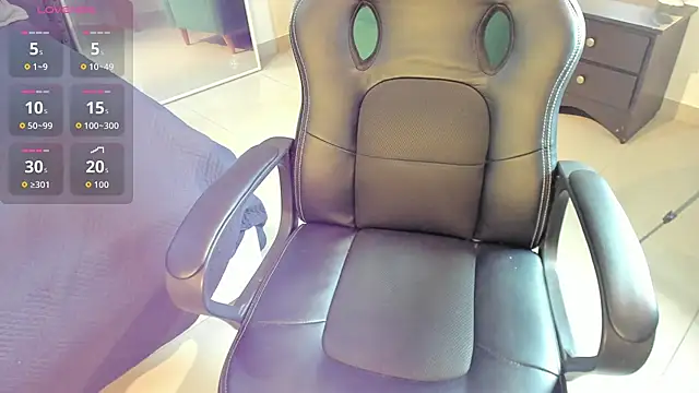 Snapshot of _maria_foxx_ chatting on 24, 10, 2025 maria foxx online show from 24, 10, 2025