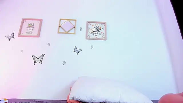 EmmaRogers online show from 13, 11, 2025