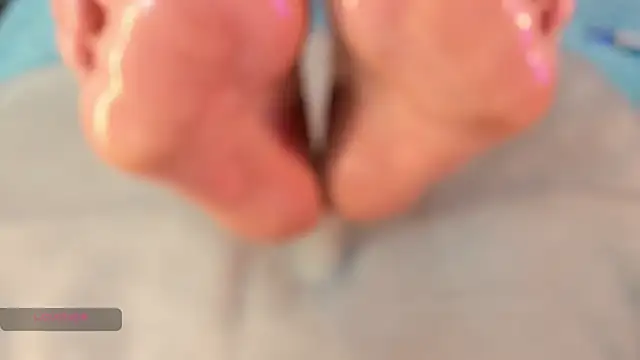 Snapshot of Eilin_clio chatting on 6, 4, 2026 Eilin clio online show from 6, 4, 2026