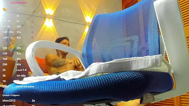 Snapshot of Dylanstonne chatting on 1, 12, 2024 Dylanstonne online show from 1, 12, 2024