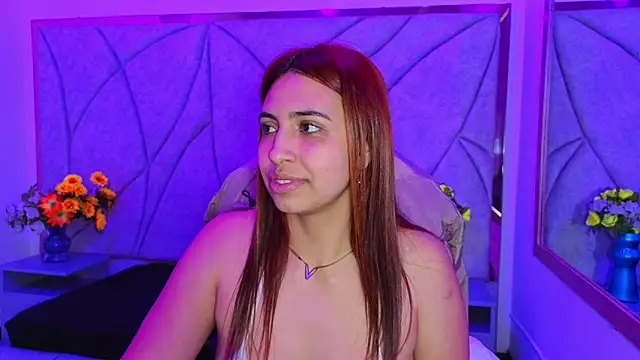 Snapshot of Tammy_Blackk chatting on 1, 10, 2025 Tammy Blackk online show from 1, 10, 2025