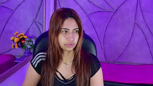 Snapshot of Tammy_Blackk chatting on 19, 10, 2025 Tammy Blackk online show from 19, 10, 2025