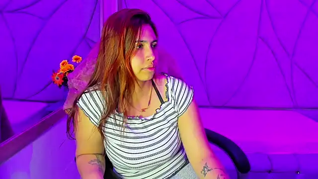 Snapshot of Tammy_Blackk chatting on 2, 11, 2025 Tammy Blackk online show from 2, 11, 2025