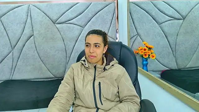 Snapshot of Tammy_Blackk chatting on 15, 11, 2025 Tammy Blackk online show from 15, 11, 2025