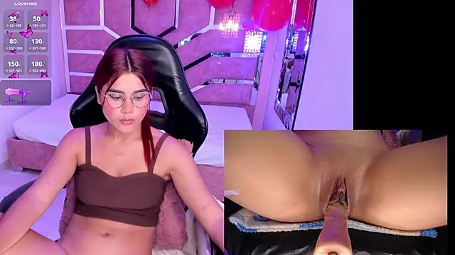 Snapshot of Sara-Hill chatting on 17, 2, 2025 Sara-Hill online show from 17, 2, 2025