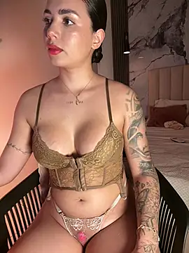 Pink Jazmin online show from 4, 7, 2026
