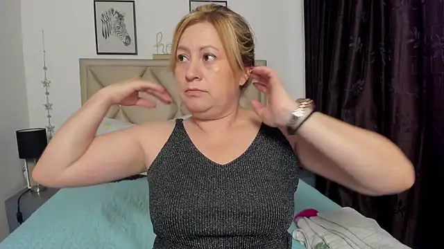 MonyCassius online show from 15, 4, 2026