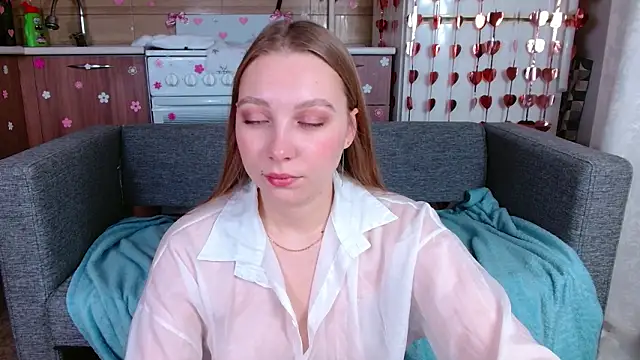 bellaa love  online show from 5, 2, 2026