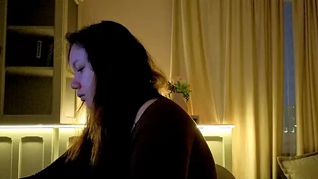 Snapshot of Alisia_Mars chatting on 1, 2, 2026 Alisia Mars online show from 1, 2, 2026