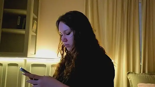 Snapshot of Alisia_Mars chatting on 5, 2, 2026 Alisia Mars online show from 5, 2, 2026