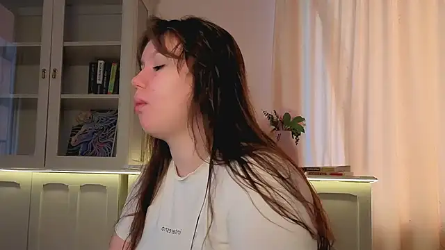 Snapshot of Alisia_Mars chatting on 7, 3, 2026 Alisia Mars online show from 7, 3, 2026