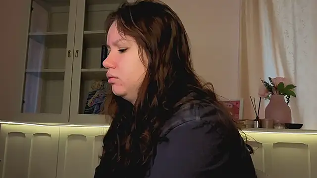 Snapshot of Alisia_Mars chatting on 15, 3, 2026 Alisia Mars online show from 15, 3, 2026