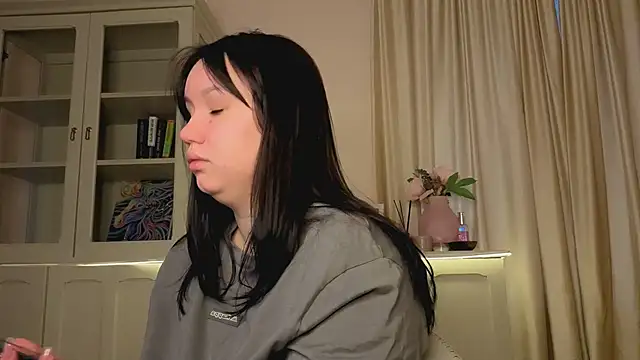 Snapshot of Alisia_Mars chatting on 24, 3, 2026 Alisia Mars online show from 24, 3, 2026