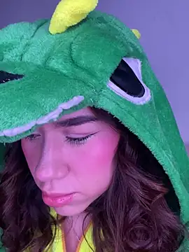 Im Valen Cute online show from 21, 5, 2026