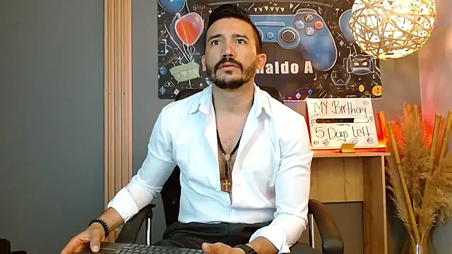 Reiko 85  online show from 13, 4, 2026