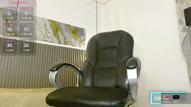 Dyla n18 online show from 23, 10, 2025