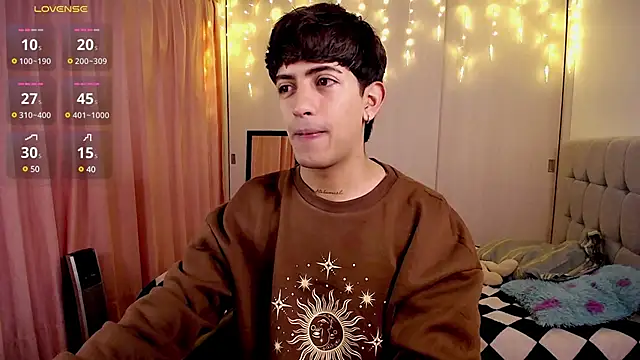 Snapshot of teobowny_ chatting on 13, 12, 2024 teobowny online show from 13, 12, 2024