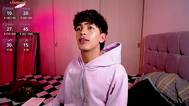 Snapshot of teobowny_ chatting on 6, 1, 2025 teobowny online show from 6, 1, 2025