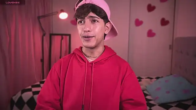 Snapshot of teobowny_ chatting on 4, 3, 2025 teobowny online show from 4, 3, 2025