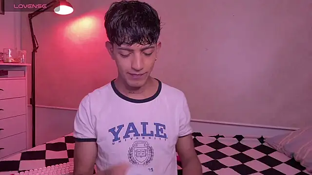 Snapshot of teobowny_ chatting on 3, 10, 2025 teobowny online show from 3, 10, 2025