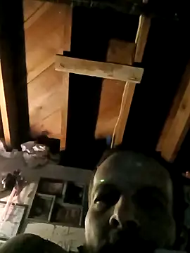 Snapshot of Whipit323 chatting on 22, 2, 2026 Whipit323 online show from 22, 2, 2026