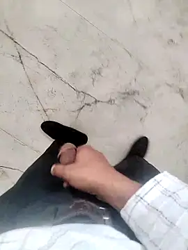 Snapshot of nidansohib1230 chatting on 21, 3, 2025 nidansohib1230 online show from 21, 3, 2025