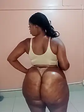 Snapshot of Luciouslips00 chatting on 21, 3, 2026 Luciouslips00 online show from 21, 3, 2026