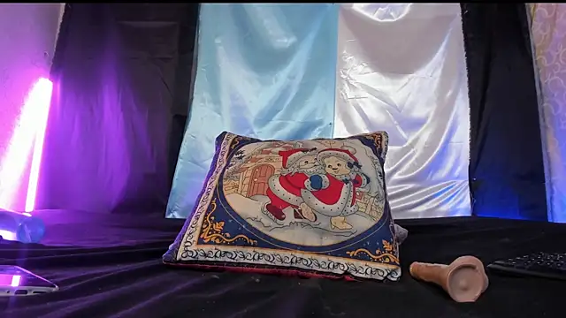 DeisyHarper online show from 9, 1, 2025