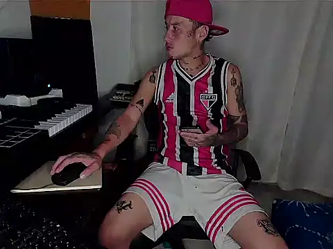 Snapshot of patrik_tattoo_ chatting on 24, 1, 2025 patrik tattoo online show from 24, 1, 2025