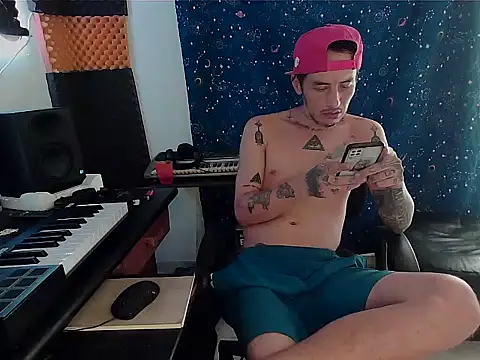 Snapshot of patrik_tattoo_ chatting on 15, 2, 2025 patrik tattoo online show from 15, 2, 2025