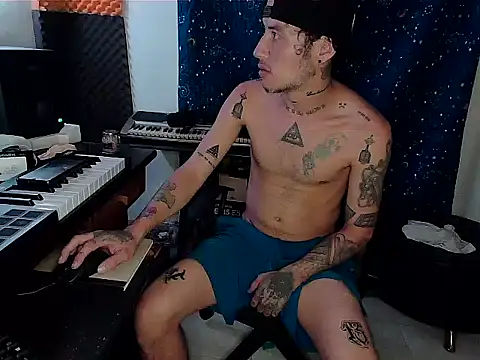 Snapshot of patrik_tattoo_ chatting on 19, 2, 2025 patrik tattoo online show from 19, 2, 2025