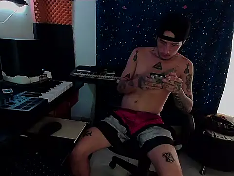 Snapshot of patrik_tattoo_ chatting on 21, 2, 2025 patrik tattoo online show from 21, 2, 2025