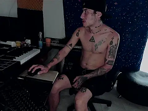 Snapshot of patrik_tattoo_ chatting on 18, 3, 2025 patrik tattoo online show from 18, 3, 2025