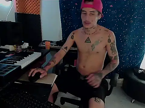 Snapshot of patrik_tattoo_ chatting on 19, 3, 2025 patrik tattoo online show from 19, 3, 2025