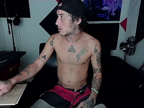 Snapshot of patrik_tattoo_ chatting on 21, 9, 2025 patrik tattoo online show from 21, 9, 2025